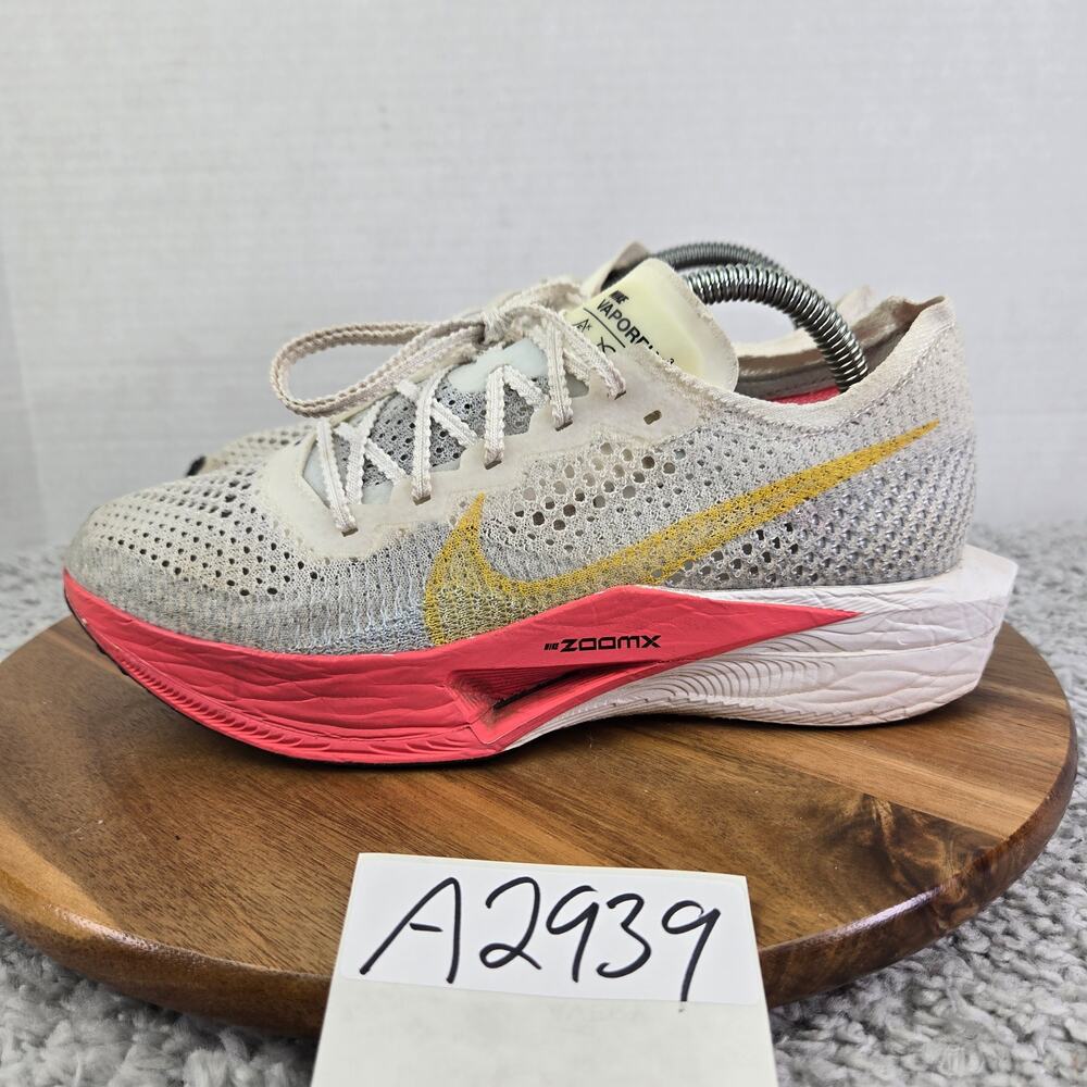 Nike Women 9 ZoomX Vaporfly Next% 3 White Sea Coral Road Running Shoe DV4130-101